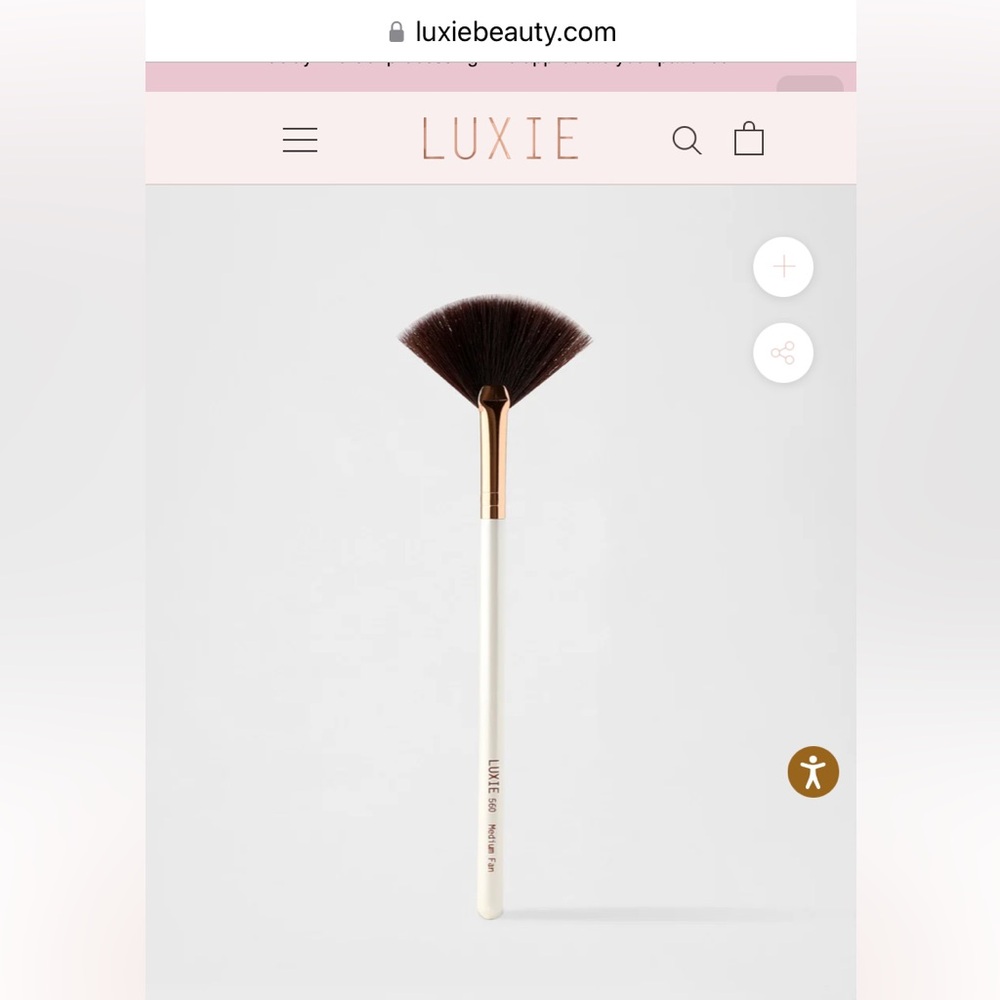 Luxie 560 Medium Fan Brush